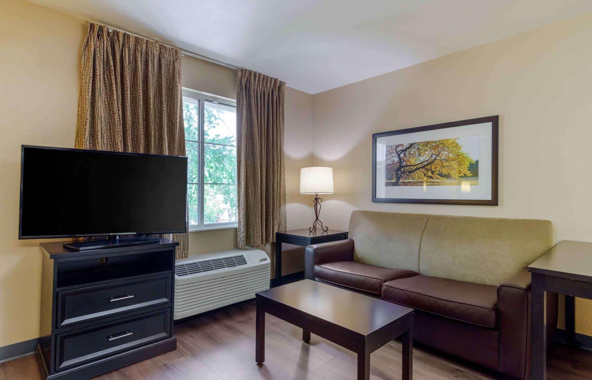 Extended Stay America Select Suites - Atlanta - Perimeter - Peachtree Dunwoody Экстерьер фото